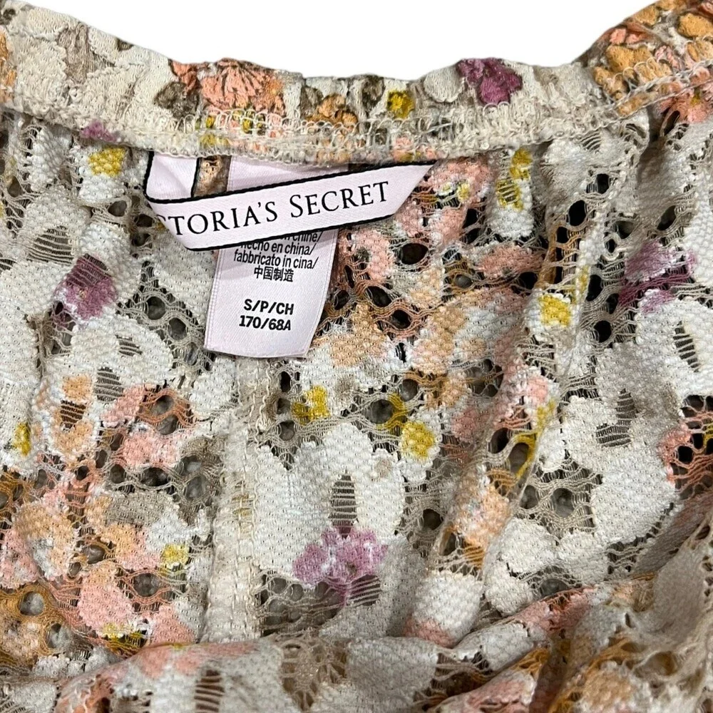 Victoria’s Secret Beige Floral Cottage Core Scalloped Lace Shorts S